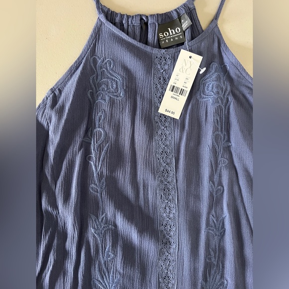 💎 NWT! NY&Co Embroidered Ruffle Top - Picture 3 of 4